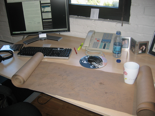desk-scroll