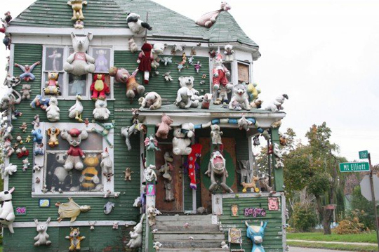 stuffed-house
